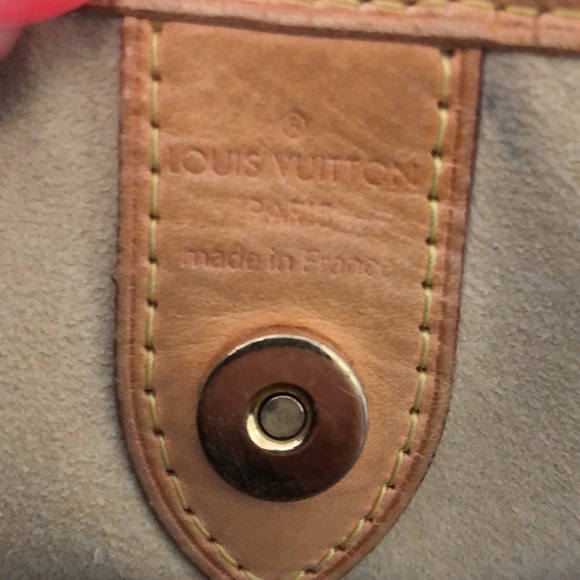 Louis Vuitton bag - Picture 6 of 16